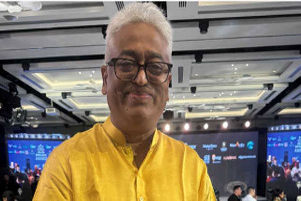 राजदीप सरदेसाई को भारतीय मीडियाकर्मी पुरस्कार के लिए चुना गया