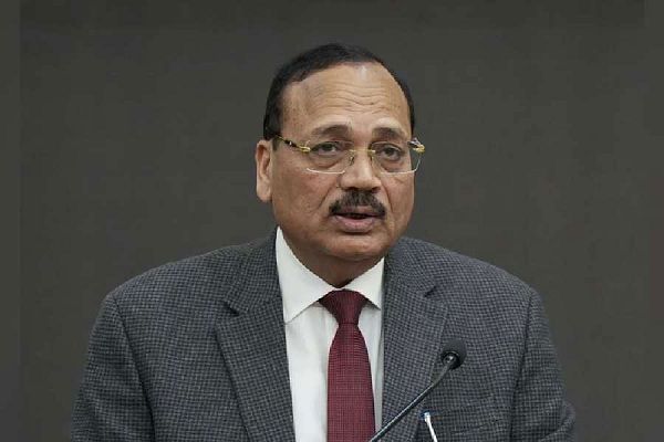 न्यायमूर्ति सूर्यकांत होंगे अगले मुख्य न्यायाधीश, केंद्र ने प्रक्रिया शुरू की