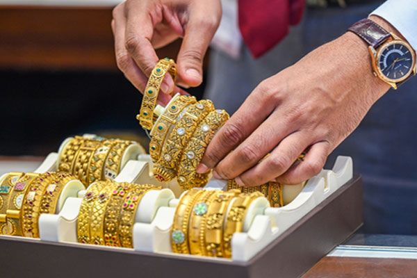 RBI ने बीते 6 महीनों में विदेशों में रखा अपना 64 टन सोना भारत लाया वापस