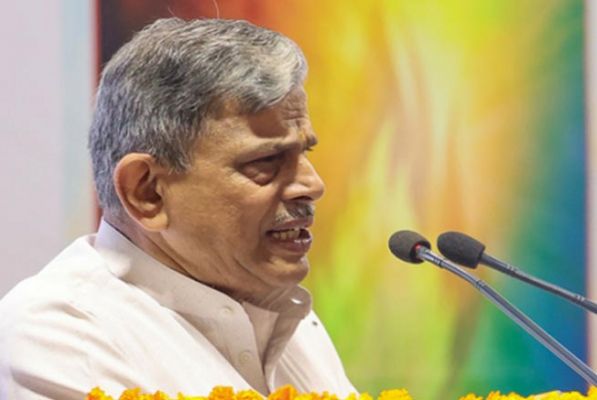 प्रवासी भारतीयों को मेजबान देशों की सेवा करनी चाहिए : दत्तात्रेय होसबोले