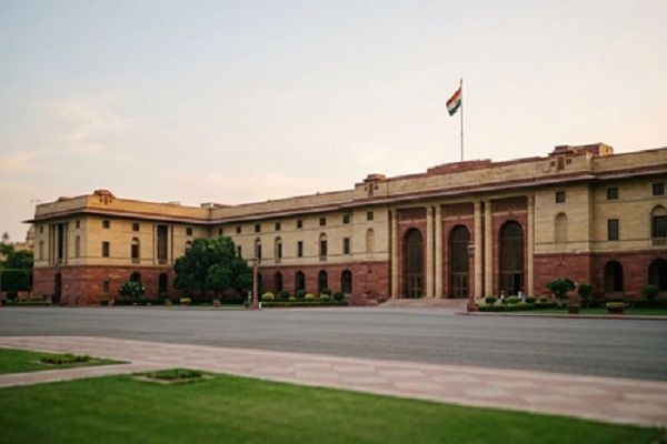 राजनाथ सिंह की अध्यक्षता वाली डीएसी ने 1.10 लाख करोड़ रुपये के रक्षा खरीद प्रस्तावों को दी मंजूरी