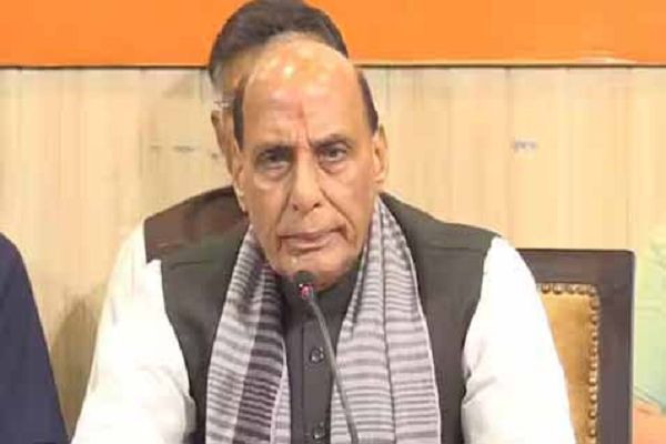 लोकतंत्र अराजकता फैलाने का लाइसेंस नहीं : राजनाथ सिंह