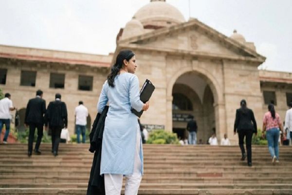 एआईएसए अध्यक्ष नेहा बाेरा पहुंचीं दिल्ली हाईकोर्ट, शांति बॉण्ड नोटिस को दी चुनौती