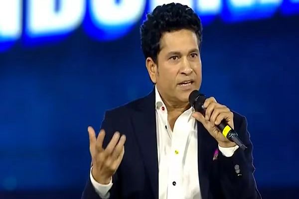 'मेरी भावनाओं के साथ खेला गया, आंखें गीली थीं', Sachin Tendulkar ने अपने फेयरवेल मैच को लेकर किया बड़ा खुलासा