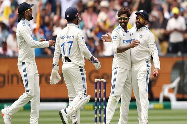 टेस्ट में भारतीय टीम अच्&zwj;छी नहीं', Rohit Sharma को लेनी चाहिए जिम्मेदारी; पूर्व कप्&zwj;तान की हिटमैन को सलाह